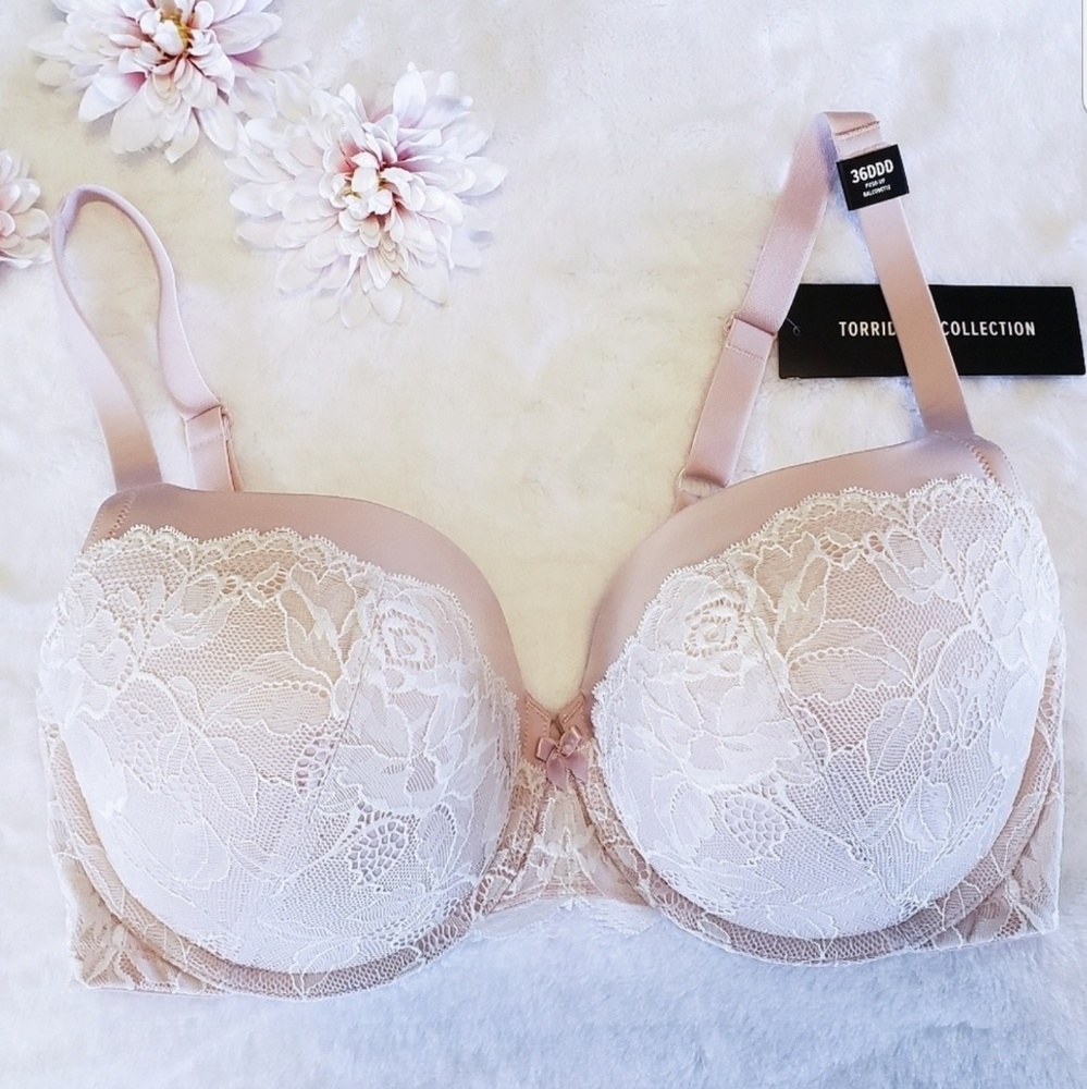 Torrid floral lace push-up balconette bra